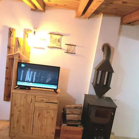 Borovi Деревянный коттедж *