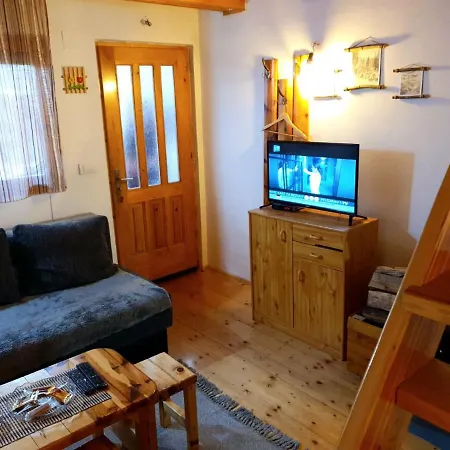 Borovi Деревянный коттедж